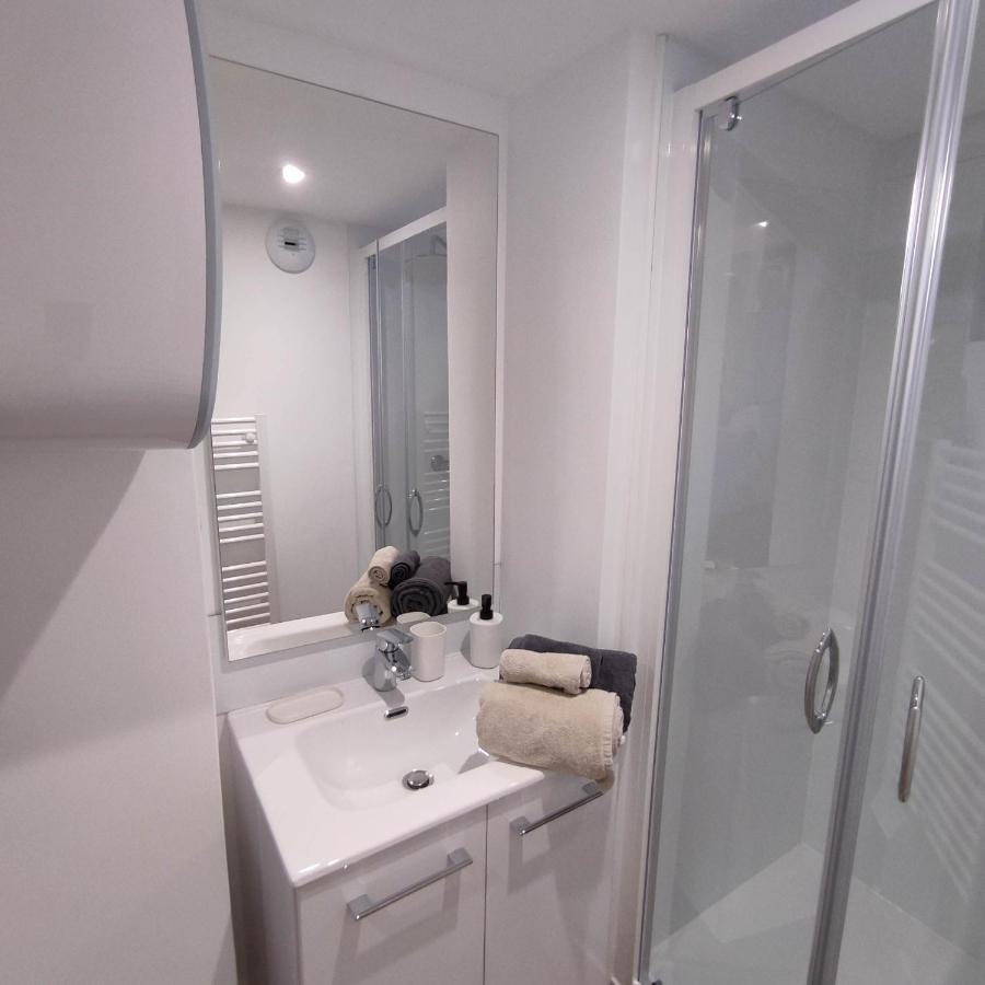 Appartement A 10 Min De Rouen - Le Rollon à Deville-les-Rouen Extérieur photo