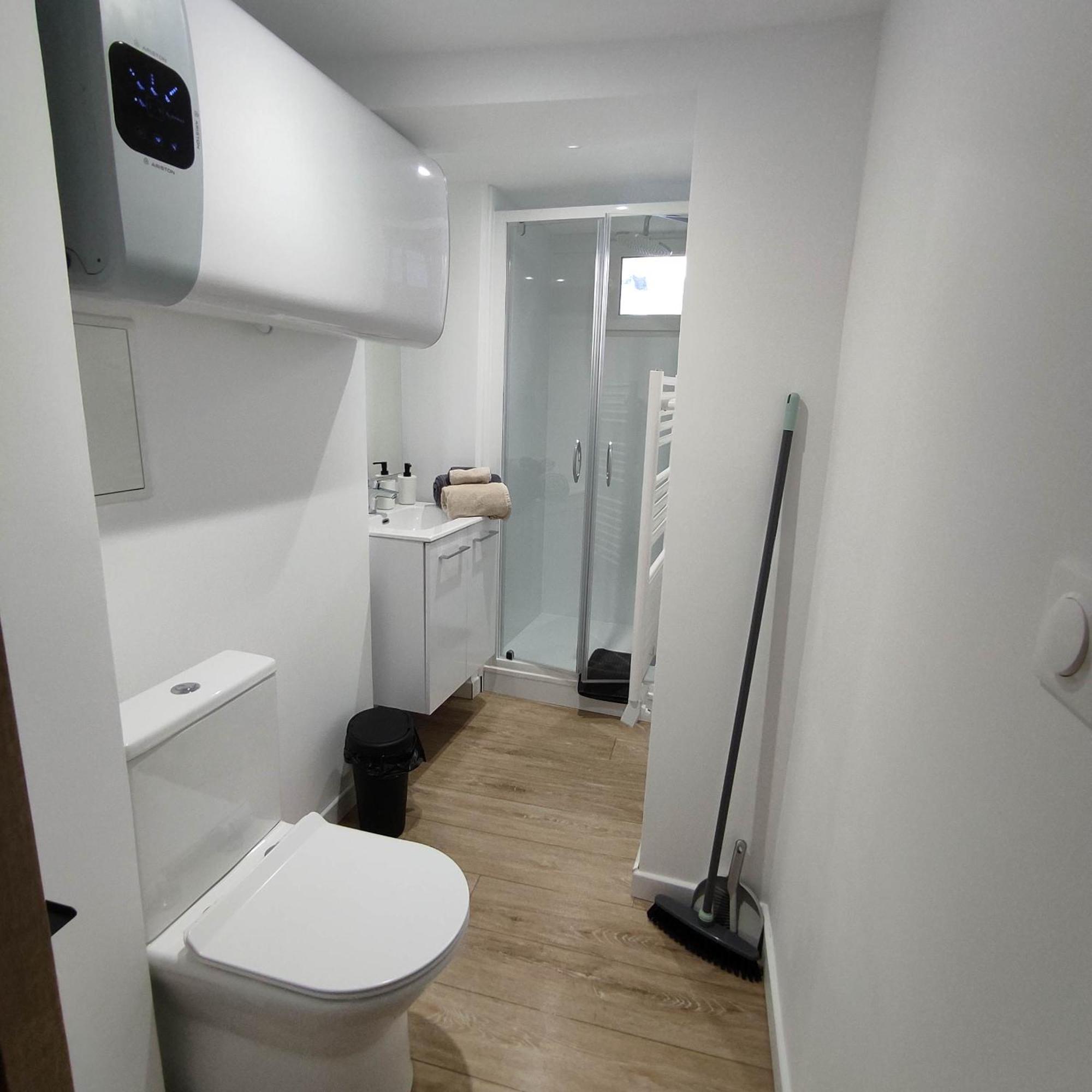 Appartement A 10 Min De Rouen - Le Rollon à Deville-les-Rouen Extérieur photo