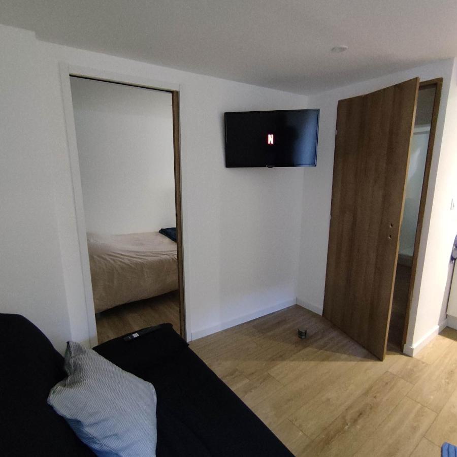 Appartement A 10 Min De Rouen - Le Rollon à Deville-les-Rouen Extérieur photo